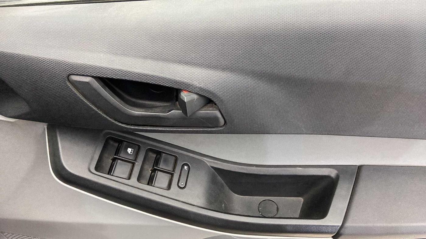 2021 Tata Tiago XZ PETROL, Petrol, Manual, 31,532 km, Driver Side Door Panels Control