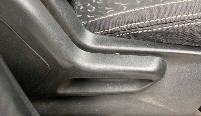 2021 Tata Tiago XZ PETROL, Petrol, Manual, 31,532 km, Driver Side Adjustment Panel