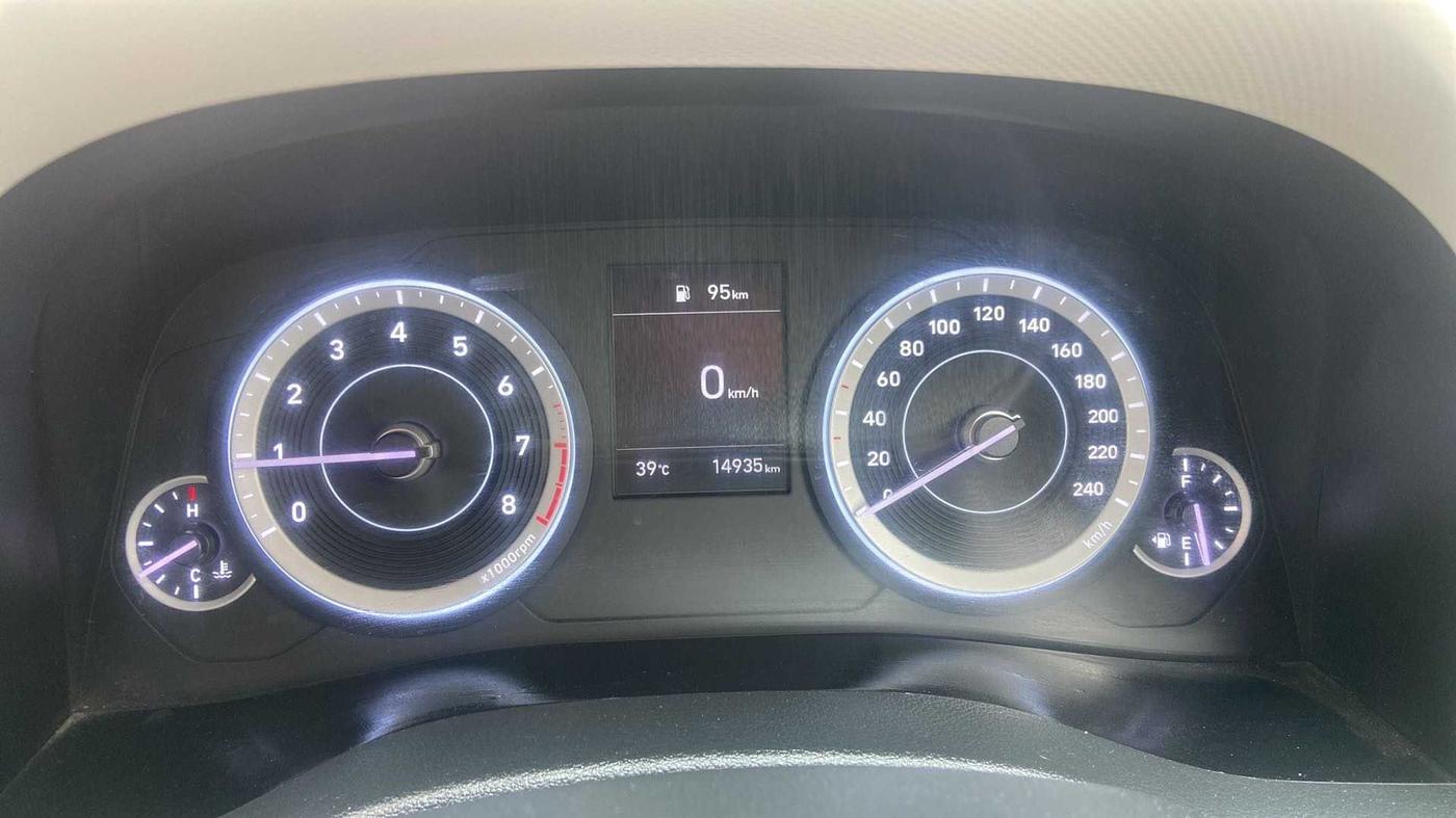 2022 Hyundai Creta EX 1.5 PETROL, Petrol, Manual, 15,137 km, Odometer Image