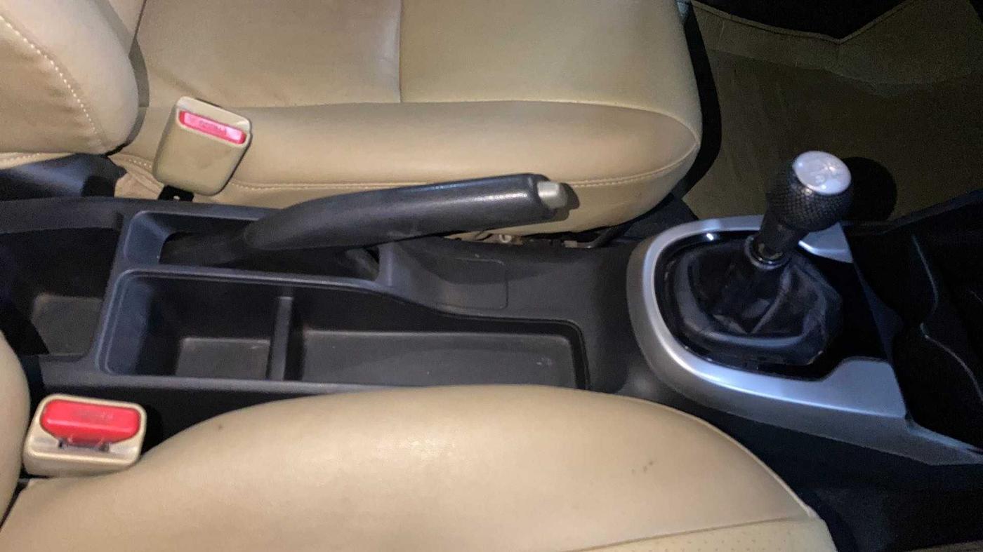 2017 Honda Jazz 1.2L I-VTEC S, Petrol, Manual, 42,581 km, Gear Lever
