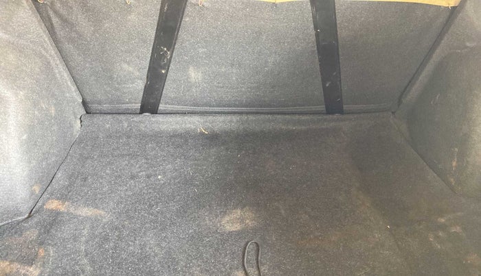 2022 Maruti Dzire ZXI, Petrol, Manual, 17,584 km, Boot Inside