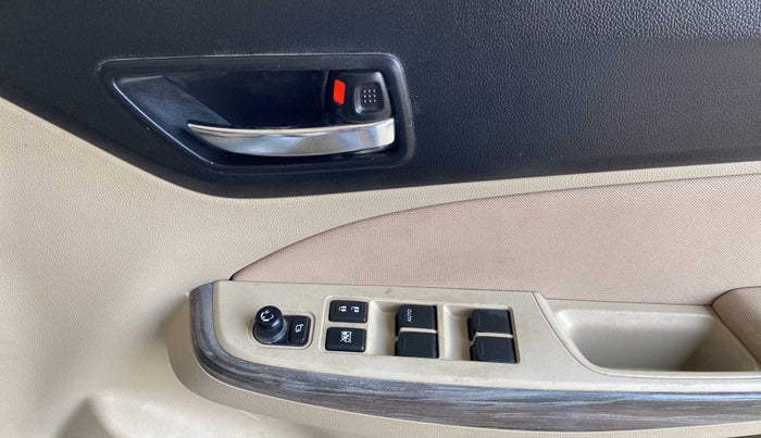 2022 Maruti Dzire ZXI, Petrol, Manual, 17,584 km, Driver Side Door Panels Control