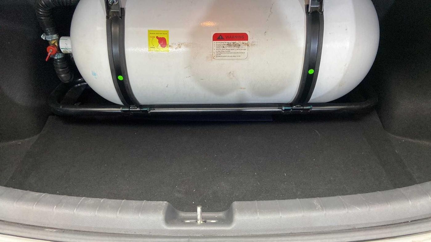 2022 Hyundai AURA SX 1.2 CNG, CNG, Manual, 19,628 km, Boot Inside