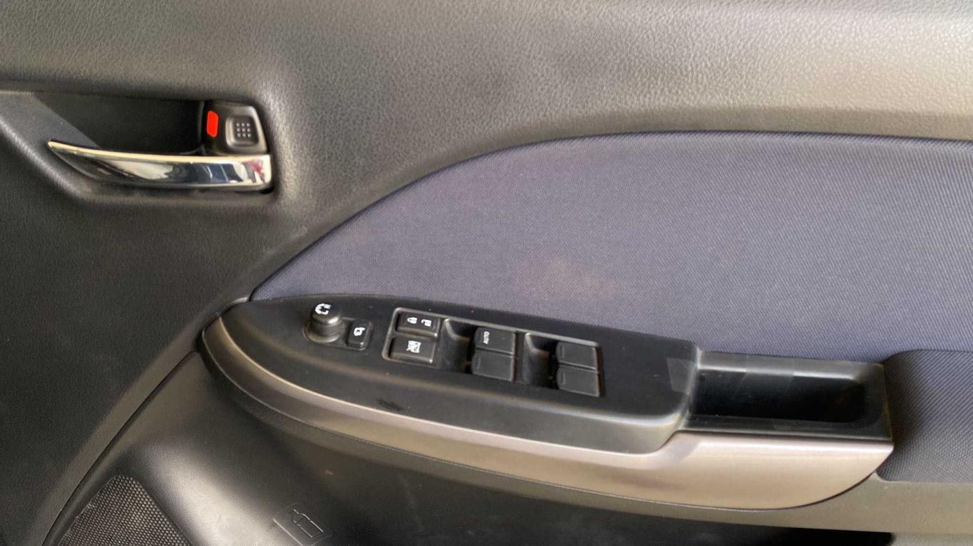 2020 Maruti Baleno DELTA PETROL 1.2, Petrol, Manual, 13,954 km, Driver Side Door Panels Control