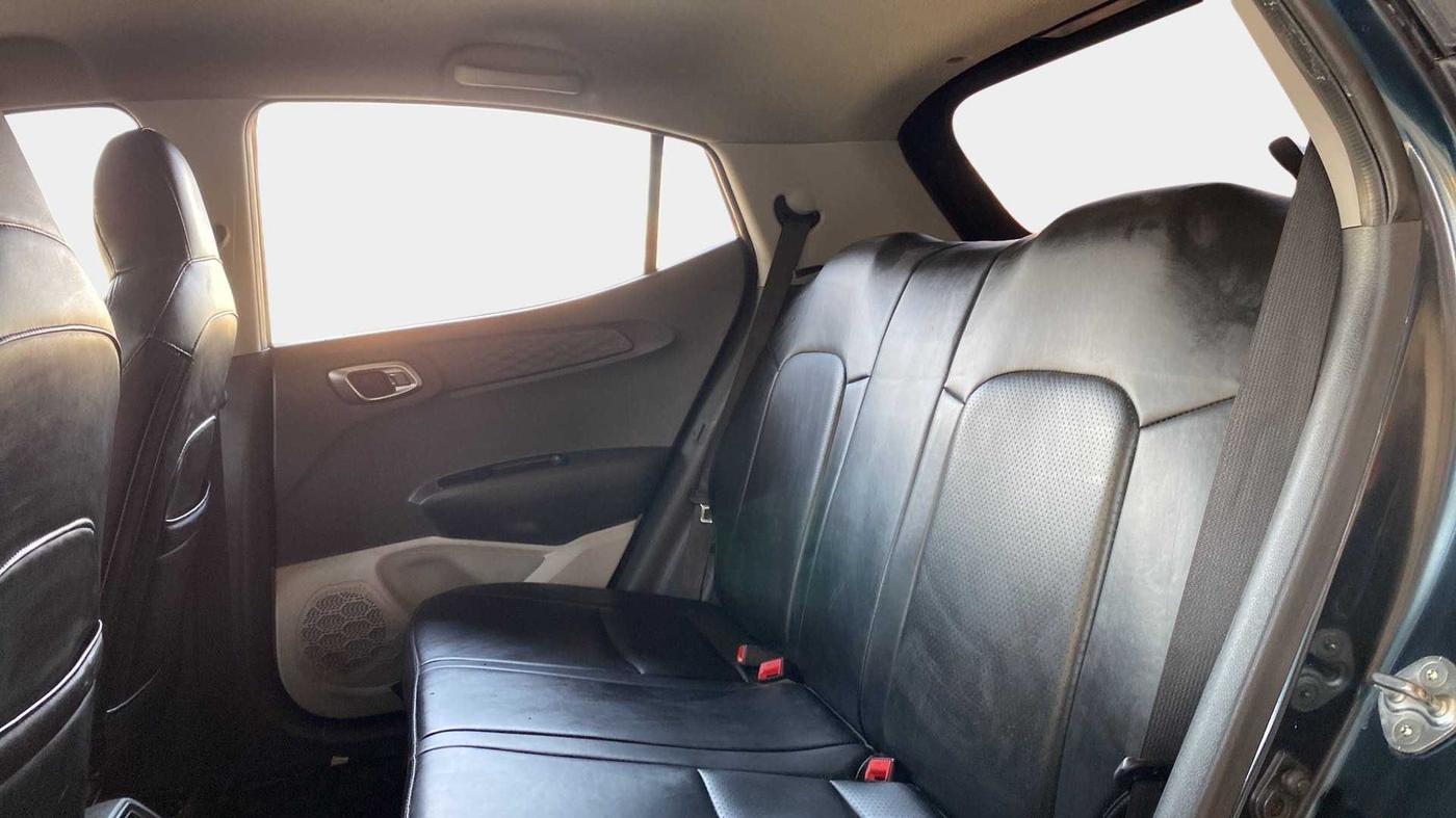2022 Hyundai GRAND I10 NIOS SPORTZ 1.2 KAPPA VTVT CNG, CNG, Manual, 16,258 km, Right Side Rear Door Cabin