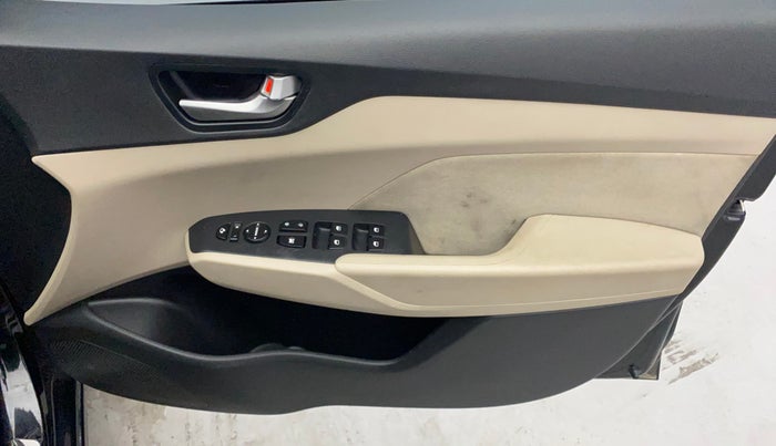 2020 Hyundai Verna SX 1.5 VTVT IVT, Petrol, Automatic, 82,278 km, Driver Side Door Panels Control