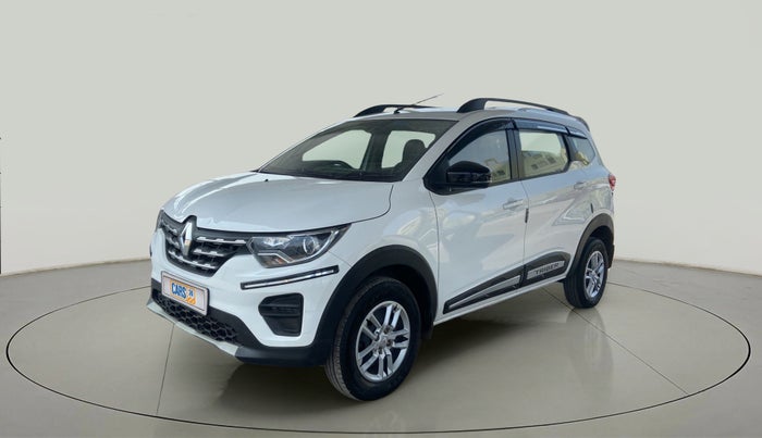2022 Renault TRIBER RXT, Petrol, Manual, 17,247 km, Left Front Diagonal