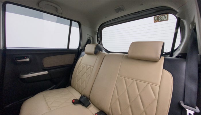 2014 Maruti Wagon R 1.0 VXI, Petrol, Manual, 63,491 km, Right Side Rear Door Cabin