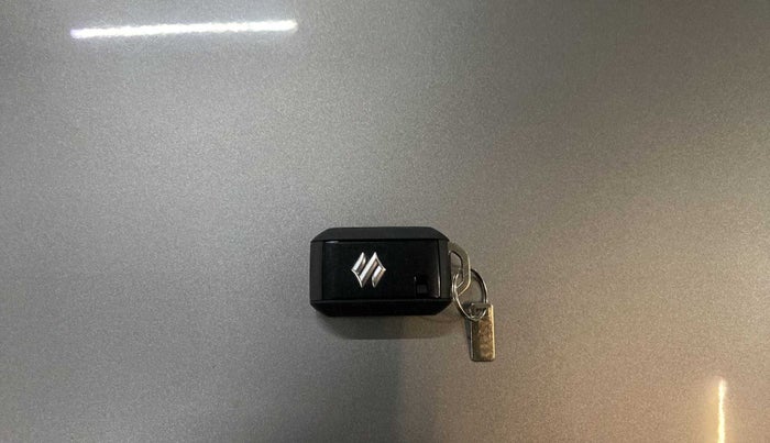 2021 Maruti Baleno ZETA PETROL 1.2, Petrol, Manual, 19,663 km, Key Close Up