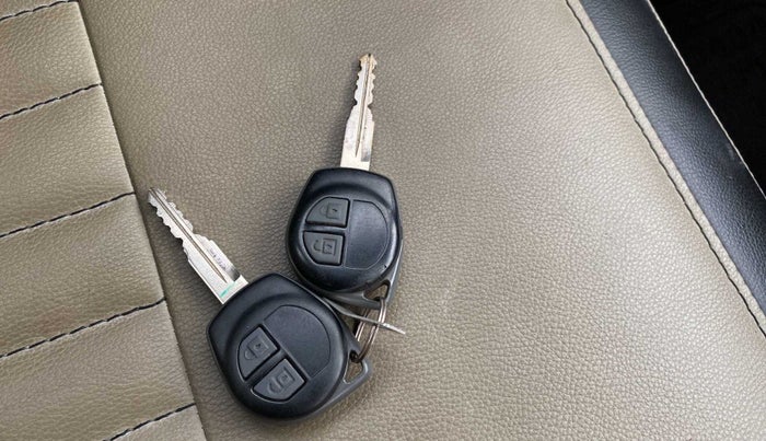 2015 Maruti Wagon R 1.0 VXI, Petrol, Manual, 17,717 km, Key Close Up