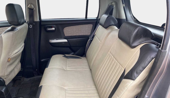 2015 Maruti Wagon R 1.0 VXI, Petrol, Manual, 17,717 km, Right Side Rear Door Cabin