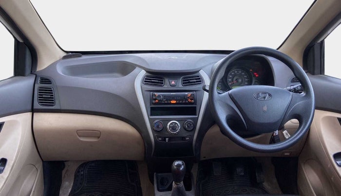 2017 Hyundai Eon ERA +, Petrol, Manual, 33,001 km, Dashboard
