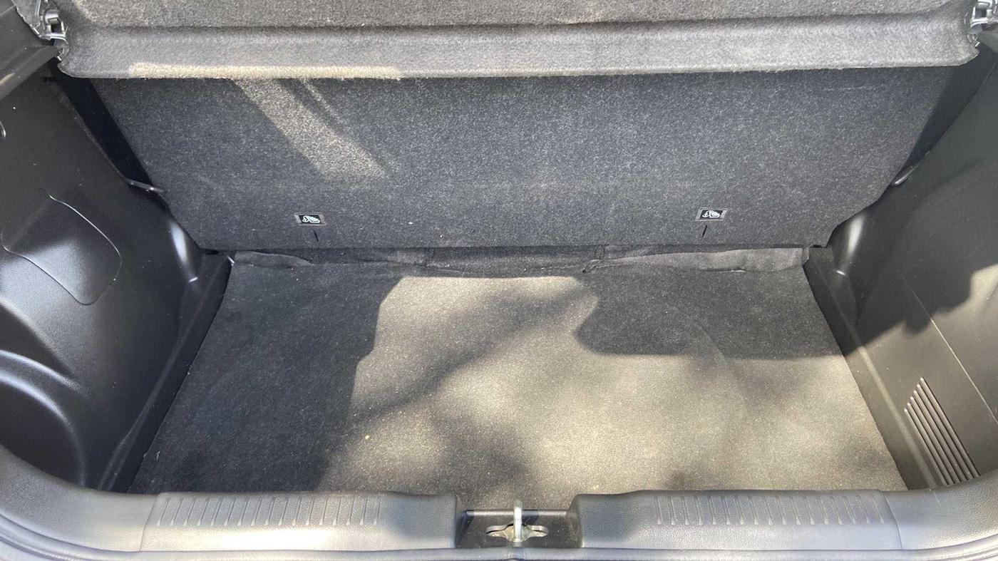 2018 Maruti Swift VXI AMT, Petrol, Automatic, 19,201 km, Boot Inside