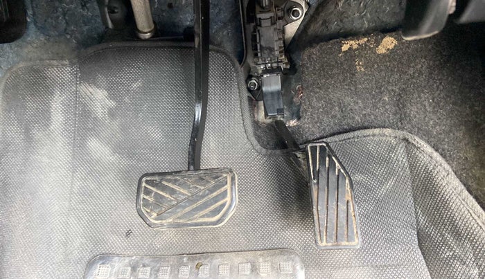 2018 Maruti Swift VXI AMT, Petrol, Automatic, 19,201 km, Pedals