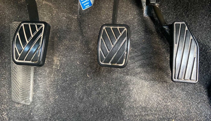 2020 Maruti Baleno DELTA PETROL 1.2, Petrol, Manual, 44,175 km, Pedals