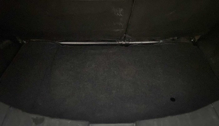 2016 Maruti Wagon R 1.0 VXI, Petrol, Manual, 41,288 km, Boot Inside