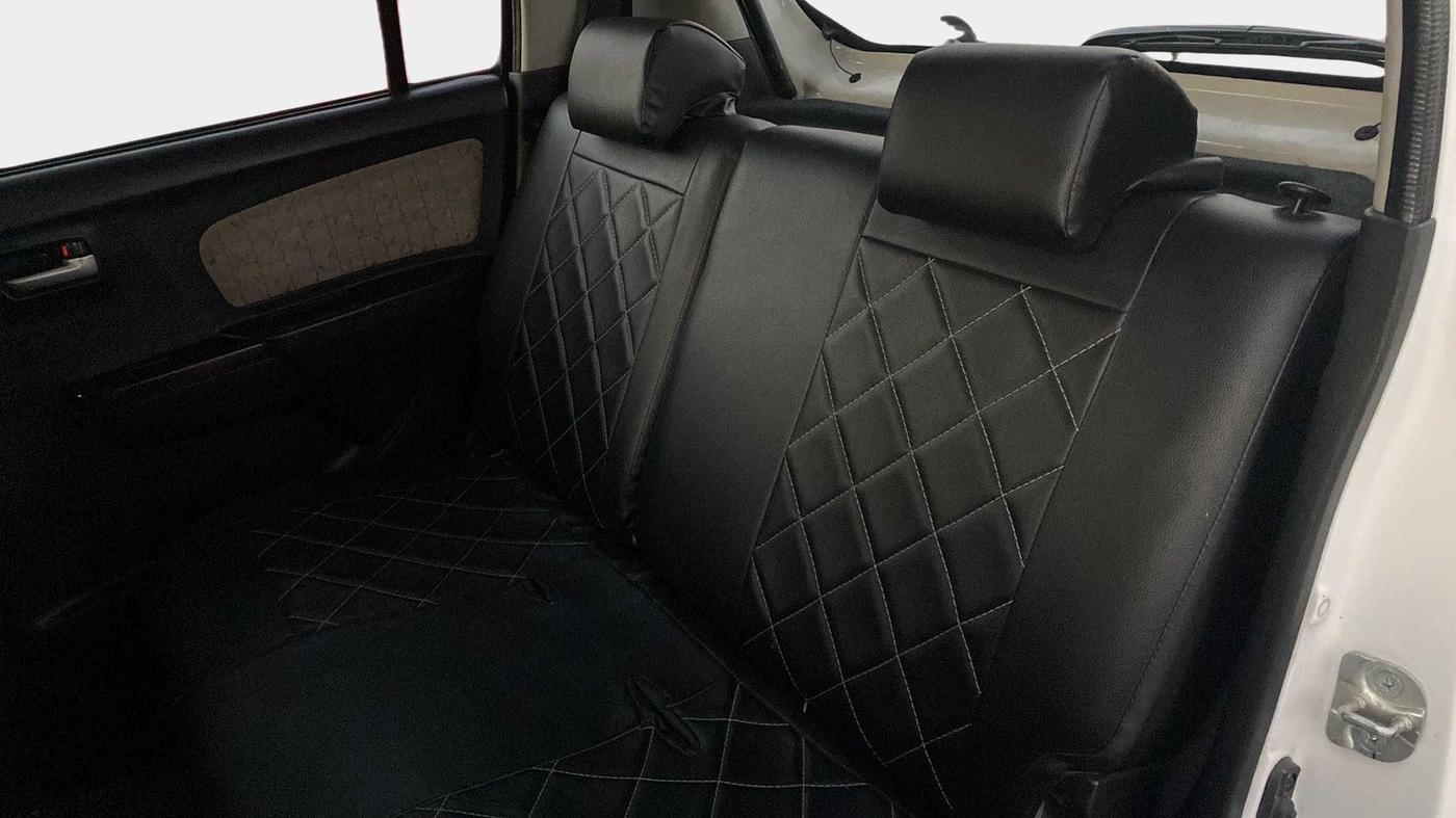 2016 Maruti Wagon R 1.0 VXI, Petrol, Manual, 41,288 km, Right Side Rear Door Cabin