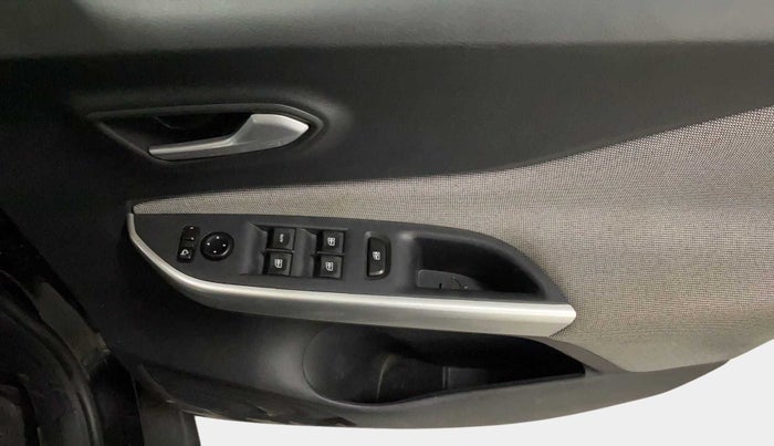 2023 Nissan MAGNITE XV TURBO CVT, Petrol, Automatic, 13,023 km, Driver Side Door Panels Control