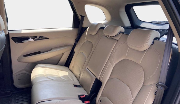 2021 MG HECTOR SHARP HYBRID 1.5 PETROL, Petrol, Manual, 7,592 km, Right Side Rear Door Cabin