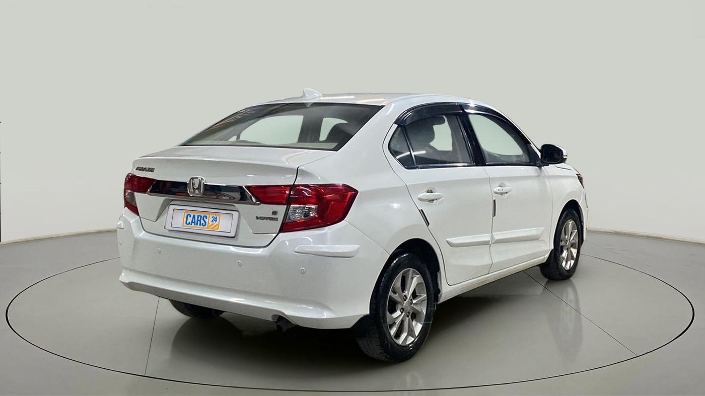 2018 Honda Amaze 1.5L I-DTEC V, Diesel, Manual, 1,14,110 km, Right Back Diagonal