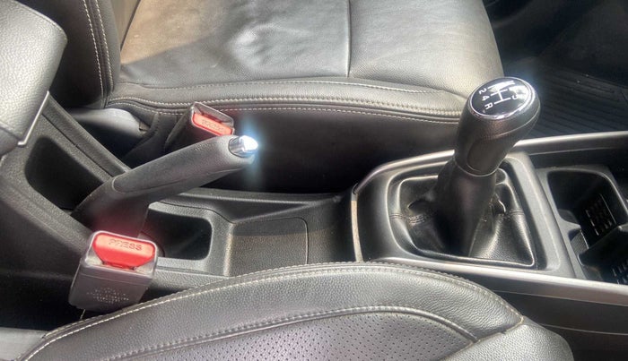 2019 Maruti XL6 ALPHA MT, Petrol, Manual, 22,952 km, Gear Lever