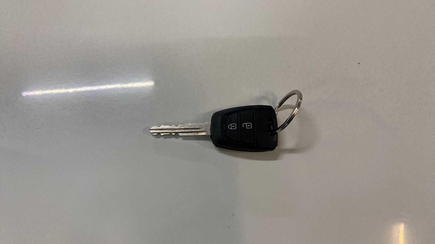 2020 Hyundai NEW SANTRO SPORTZ AMT, Petrol, Automatic, 23,110 km, Key Close Up