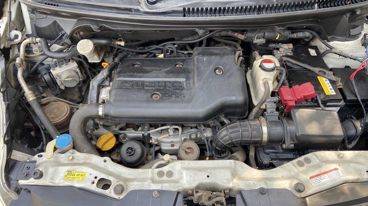 2015 Maruti Ertiga VDI SHVS, Diesel, Manual, 77,764 km, Open Bonet