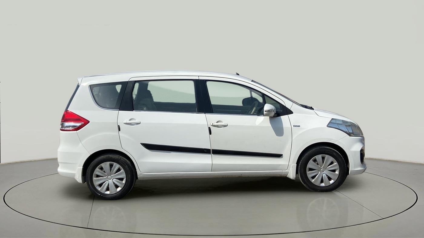 2015 Maruti Ertiga VDI SHVS, Diesel, Manual, 77,764 km, Right Side View