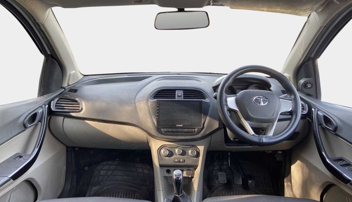 2016 Tata Tiago XT PETROL, Petrol, Manual, 69,101 km, Dashboard