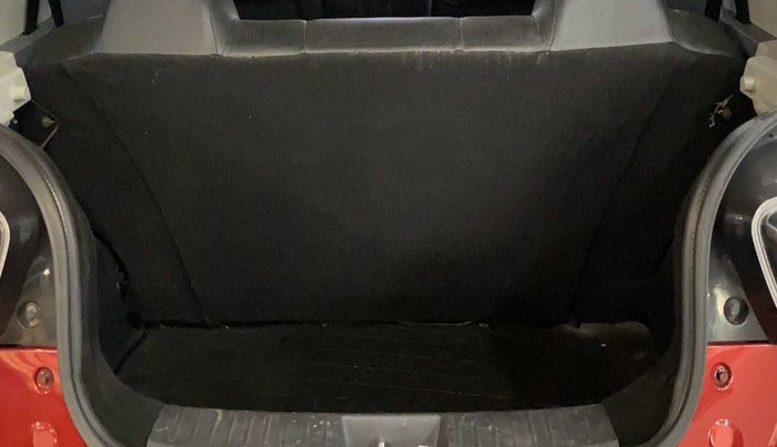 2018 Mahindra KUV 100 NXT K2+ P 6 STR, Petrol, Manual, 17,121 km, Boot Inside