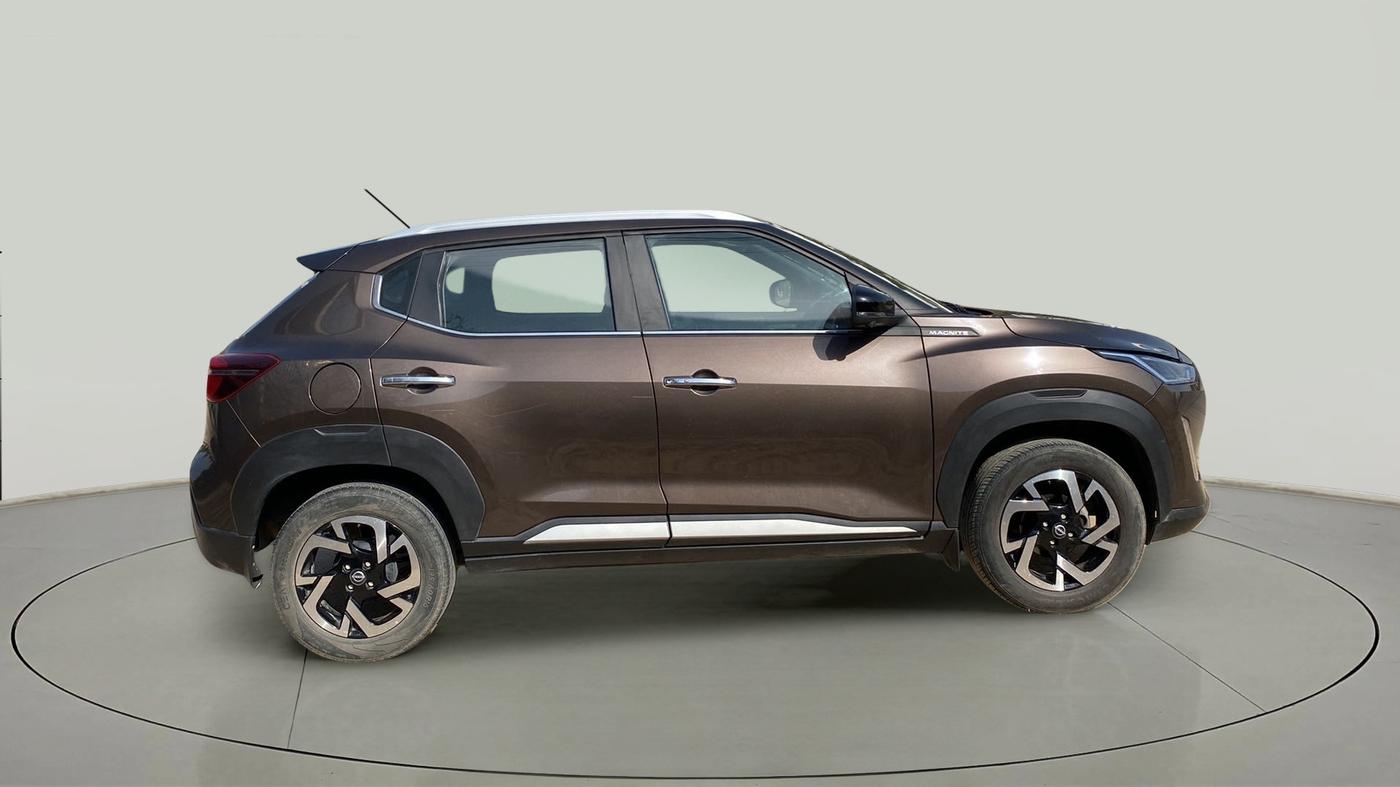 2021 Nissan MAGNITE XV PREMIUM, Petrol, Manual, 12,532 km, Right Side