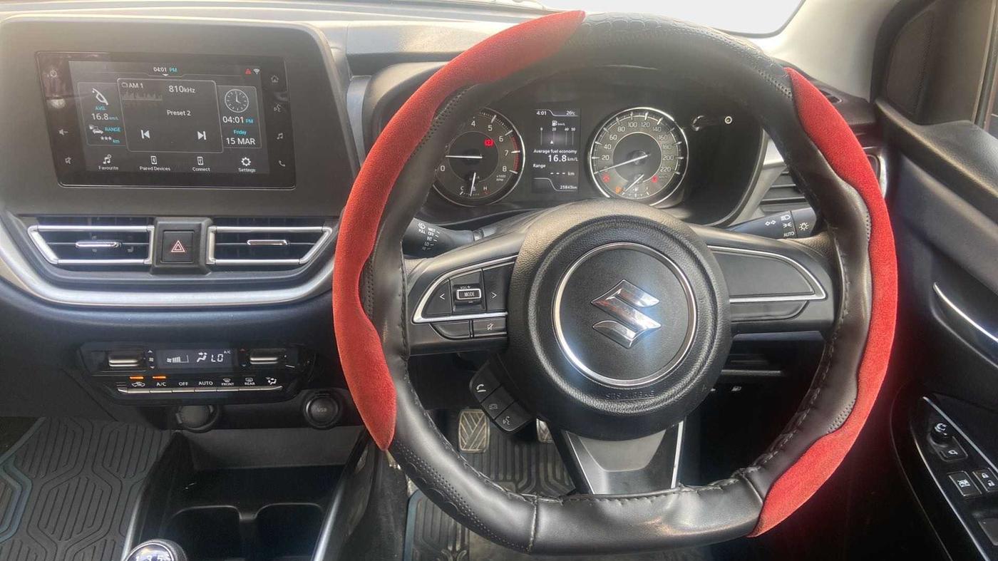 2022 Maruti Baleno ZETA PETROL 1.2, Petrol, Manual, 25,844 km, Steering Wheel Close Up