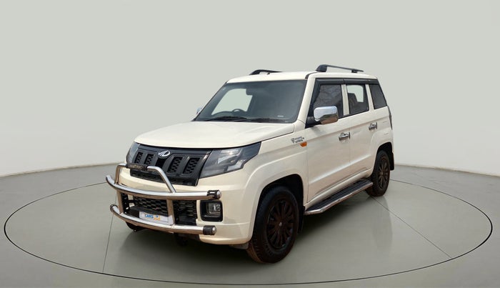 2020 Mahindra TUV300 T4 PLUS, Diesel, Manual, 48,361 km, Left Front Diagonal