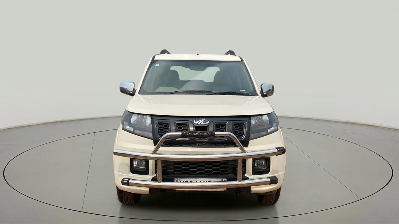 2020 Mahindra TUV300 T4 PLUS, Diesel, Manual, 48,361 km, Front
