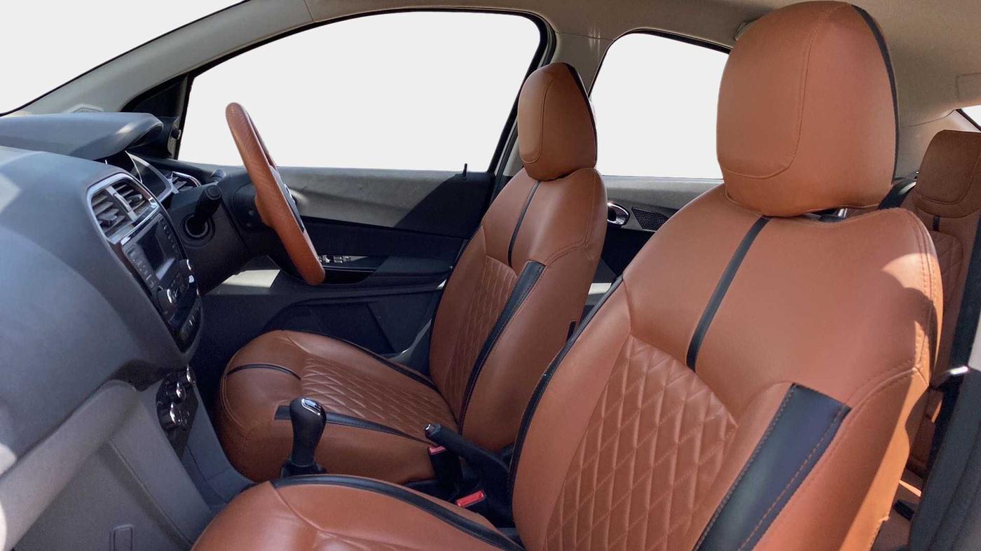 2018 Tata TIGOR XZ PETROL, CNG, Manual, 92,407 km, Right Side Front Door Cabin