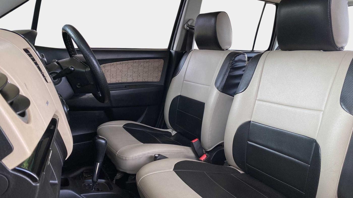2018 Maruti Wagon R 1.0 VXI+ AMT, Petrol, Automatic, 39,158 km, Right Side Front Door Cabin