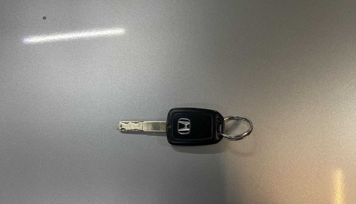 2015 Honda City 1.5L I-VTEC V MT, Petrol, Manual, 72,234 km, Key Close Up