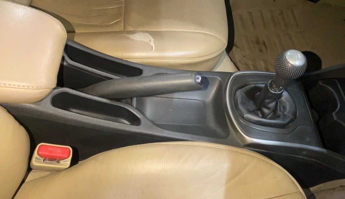 2015 Honda City 1.5L I-VTEC V MT, Petrol, Manual, 72,234 km, Gear Lever