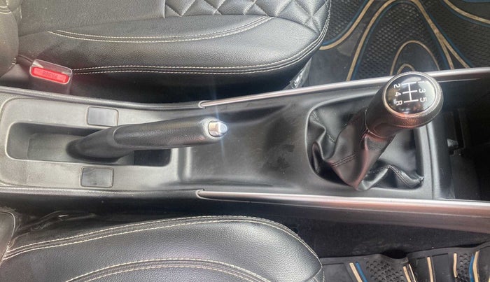 2020 Maruti Baleno DELTA PETROL 1.2, Petrol, Manual, 70,613 km, Gear Lever