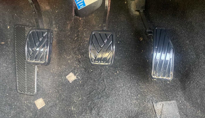 2020 Maruti Baleno DELTA PETROL 1.2, Petrol, Manual, 70,613 km, Pedals