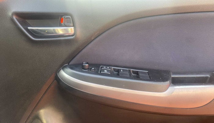 2020 Maruti Baleno DELTA PETROL 1.2, Petrol, Manual, 70,613 km, Driver Side Door Panels Control