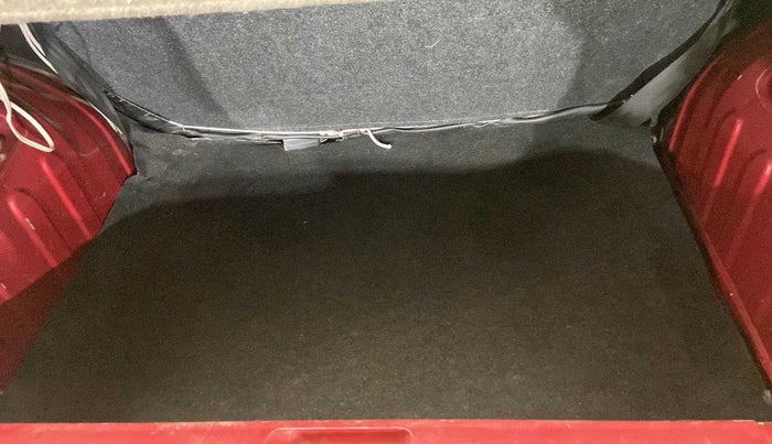 2018 Renault Kwid RXT 1.0 (O), Petrol, Manual, 56,606 km, Boot Inside