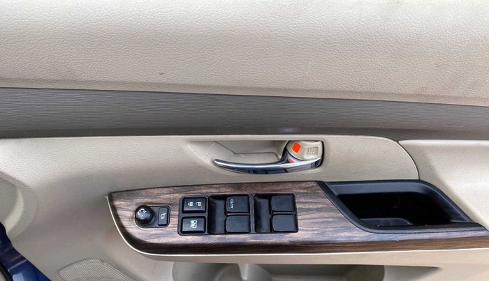 2021 Maruti Ertiga VXI SHVS, Petrol, Manual, 21,878 km, Driver Side Door Panels Control