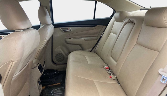 2017 Maruti Ciaz SIGMA 1.4 MT PETROL, Petrol, Manual, 44,091 km, Right Side Rear Door Cabin