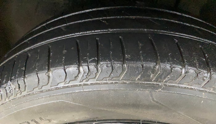 2023 Tata PUNCH ADVENTURE MT, Petrol, Manual, 48,572 km, Left Front Tyre Tread