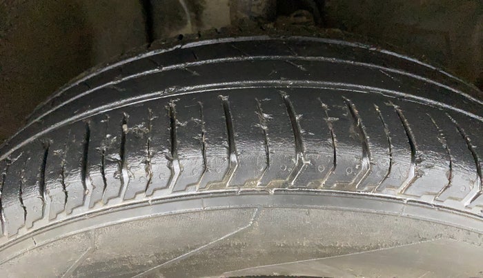 2023 Tata PUNCH ADVENTURE MT, Petrol, Manual, 48,572 km, Right Front Tyre Tread