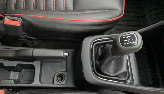 2023 Tata PUNCH ADVENTURE MT, Petrol, Manual, 48,572 km, Gear Lever