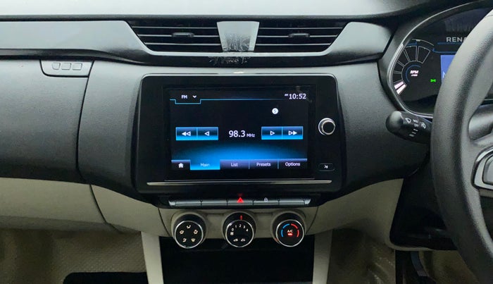 2020 Renault TRIBER RXT AMT, Petrol, Automatic, 32,293 km, Air Conditioner