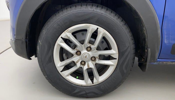 2020 Renault TRIBER RXT AMT, Petrol, Automatic, 32,293 km, Left Front Wheel