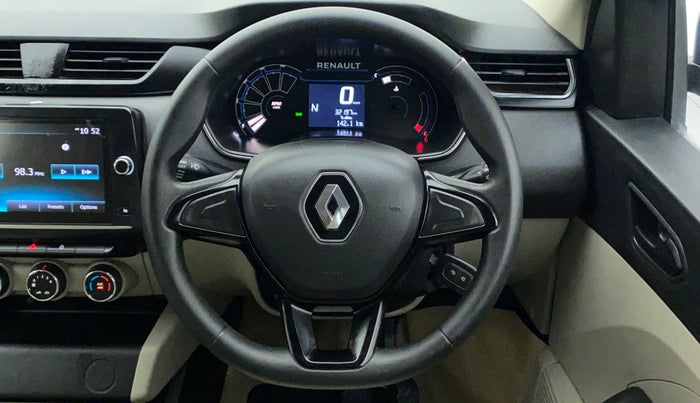 2020 Renault TRIBER RXT AMT, Petrol, Automatic, 32,293 km, Steering Wheel Close Up